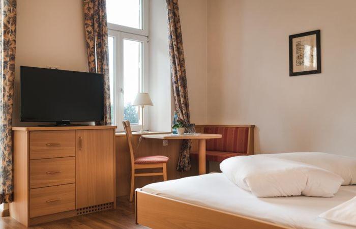 Hotel Angelica Мерано Екстер'єр фото